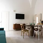 Apartment Mava Ampio Con Terrazza In Centro Storico Fasano