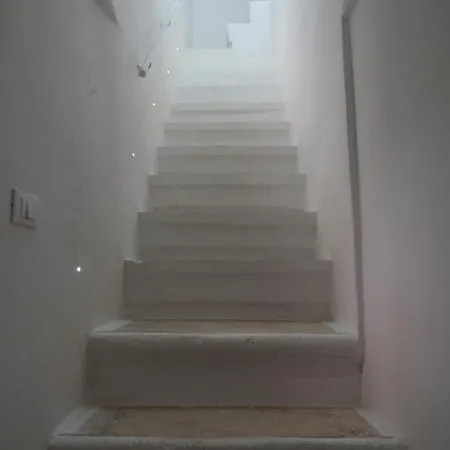 Mava Ampio Con Terrazza In Centro Storico * Fasano