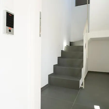 Mava Ampio Con Terrazza In Centro Storico