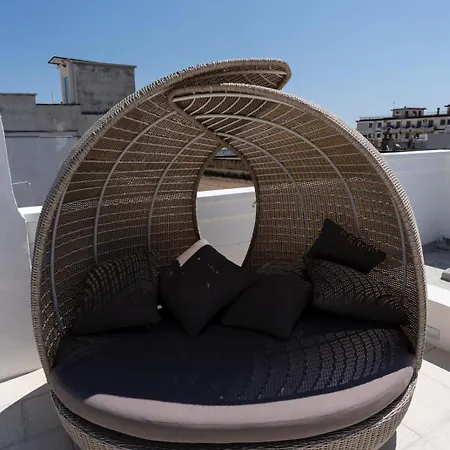 Mava Ampio Con Terrazza In Centro Storico * Fasano